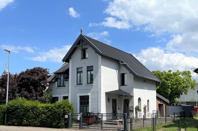 Mehrfamilienhaus zum Kauf 985.000 € 14 Zimmer 338,9 m² 725 m² Grundstück Ahrensburg 22926