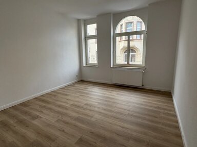 Wohnung zur Miete 700 € 5 Zimmer 137 m² Zweigstraße Grünewald Solingen 42657