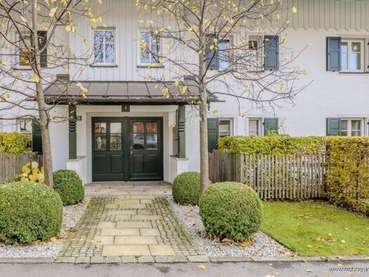 Wohnung zum Kauf 2.950.000 € 4 Zimmer 212 m² frei ab sofort Staudach Rottach-Egern 83700