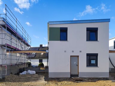 Einfamilienhaus zum Kauf provisionsfrei 579.000 € 4 Zimmer 136,1 m² 240 m² Grundstück frei ab sofort Kapellenweg 41 Grafenrheinfeld 97506