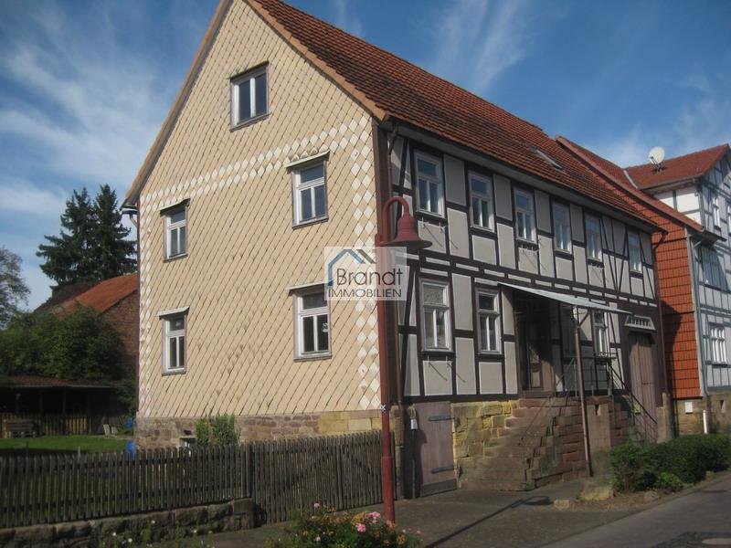 Einfamilienhaus zum Kauf 69.000 € 7 Zimmer 230 m²<br/>Wohnfläche 691 m²<br/>Grundstück Veckerhagen Reinhardshagen 34359