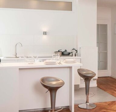 Wohnung zur Miete Wohnen auf Zeit 1.760 € 2 Zimmer 58 m² frei ab sofort Rotebühl Stuttgart 70197