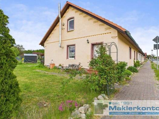 Reihenendhaus zum Kauf 160.000 € 3 Zimmer 90 m² 577 m² Grundstück Waren Waren (Müritz) / Eldenburg 17192