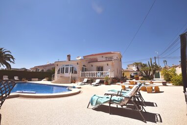 Villa zum Kauf 649.000 € 4 Zimmer 238 m² 831 m² Grundstück Ciudad Quesada 03170