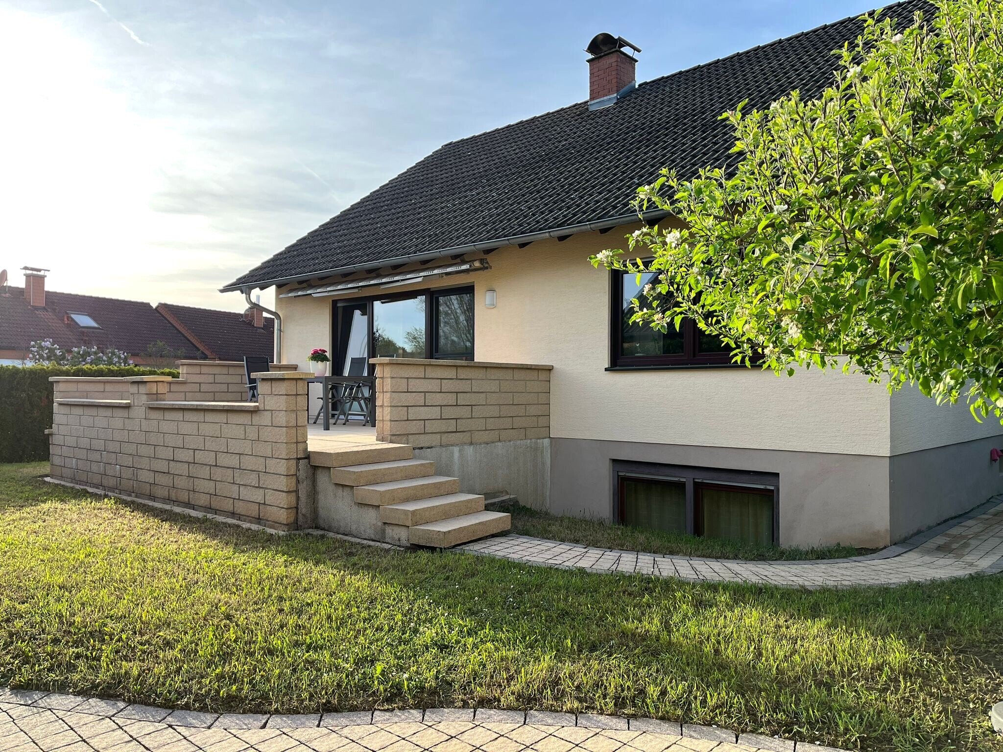 Einfamilienhaus zum Kauf 534.900 € 6 Zimmer 182,2 m²<br/>Wohnfläche 448 m²<br/>Grundstück Herxheim Herxheim 76863