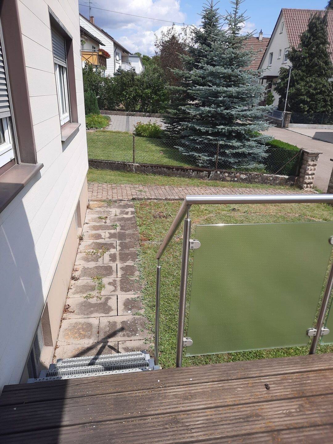 Immobilie in Dornstadt - Charmantes Zweifamilienhaus mit Doppelgarage und gepflegtem Grundstück - Bild 4