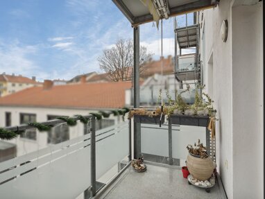 Wohnung zum Kauf 369.000 € 3 Zimmer 92,2 m² 2. Geschoss Steinbühl Nürnberg 90443