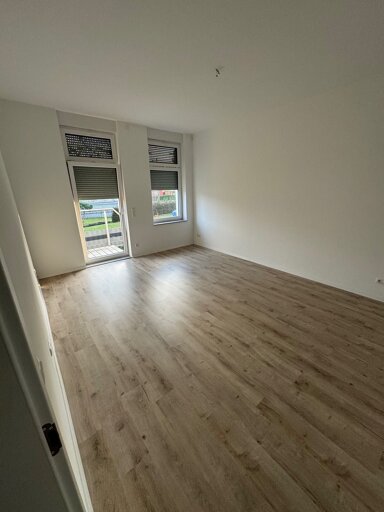 Wohnung zur Miete 431 € 2 Zimmer 47,5 m² EG frei ab sofort Schulstraße 3 Langenbernsdorf Langenbernsdorf 08428