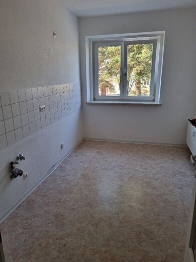 Wohnung zur Miete 250 € 2 Zimmer 49,1 m² Rosa-Luxemburg-Straße 23 Bernsdorf Chemnitz 09126