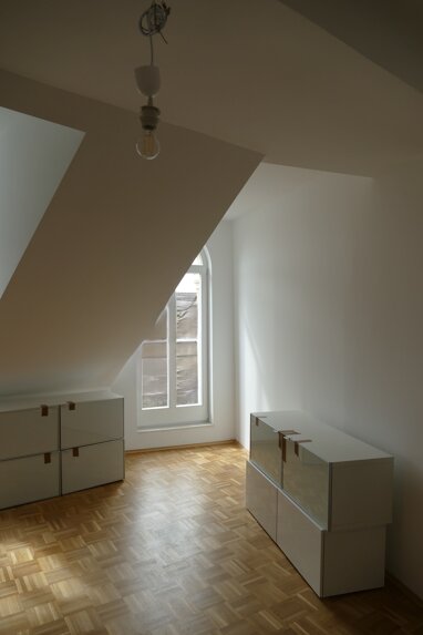 Apartment zur Miete 580 € 1 Zimmer 33 m² 3. Geschoss Löwenich Erlangen 91054