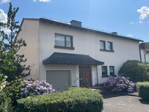 Einfamilienhaus zum Kauf 387.000 € 8 Zimmer 188 m² 885 m² Grundstück In der Biche Müschede Arnsberg 59757