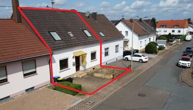 Reihenmittelhaus zum Kauf 199.000 € 6 Zimmer 145 m² 332 m² Grundstück Ensdorf 66806