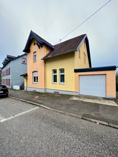 Einfamilienhaus zum Kauf 318.000 € 8 Zimmer 220 m² 1.456 m² Grundstück Wiebelskirchen Neunkirchen/Saar 66540