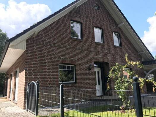 Einfamilienhaus zur Miete 2.850 € 8 Zimmer 218 m² 1.057 m² Grundstück Eversen-Siedlung Appel / Eversen 21279