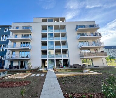 Wohnung zur Miete 718 € 2 Zimmer 60,4 m² 4. Geschoss Löbtau-Nord (Ebertplatz) Dresden 01159