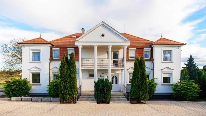 Villa zum Kauf Provisionsfrei 1.990.000 € 12 Zimmer 500 m²<br/>Wohnfläche 1.605 m²<br/>Grundstück Fertorákos 9421