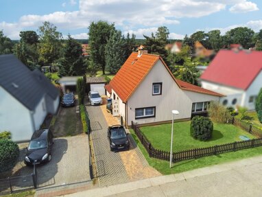 Einfamilienhaus zum Kauf 295.000 € 3,5 Zimmer 90 m² 839 m² Grundstück Leegebruch 16767