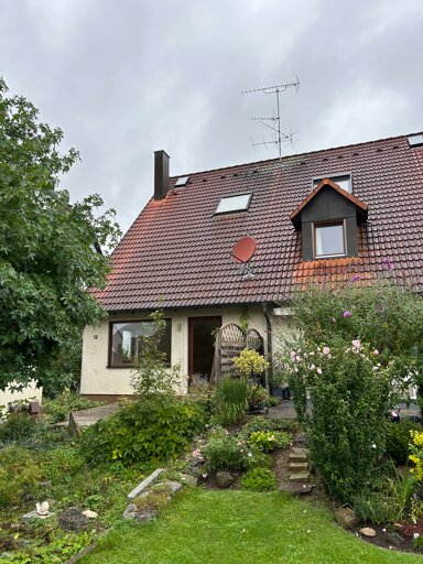 Haus zur Miete 1.750 € 5 Zimmer 180 m² 650 m² Grundstück Hahnenweg 12 Schnaittach Schnaittach 91220