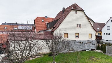 Einfamilienhaus zum Kauf provisionsfrei 249.900 € 7 Zimmer 162,8 m² 332 m² Grundstück frei ab sofort Nußbaumer Straße 17 Göbrichen Neulingen 75245