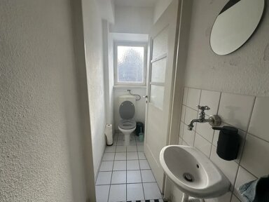 Wohnung zur Miete 700 € 3 Zimmer 85 m² Bergstaffelstr. 28 Obertürkheim Stuttgart 70329