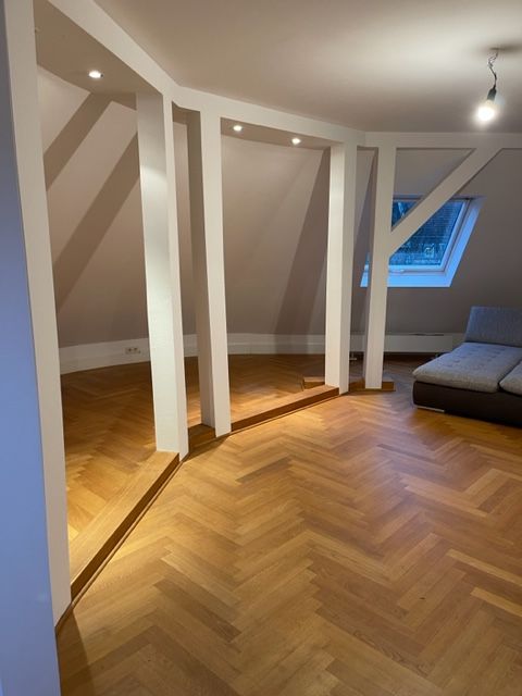 Wohnung zur Miete 1.250 € 4 Zimmer 105 m²<br/>Wohnfläche 4. Stock<br/>Geschoss Ab sofort<br/>Verfügbarkeit Stadtmitte Aschaffenburg 63739