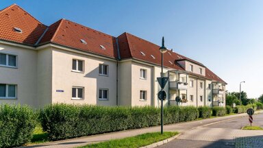 Wohnung zur Miete 407 € 2 Zimmer 54,3 m² EG Oststraße 19 Markranstädt Markranstädt 04420