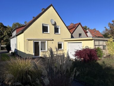 Doppelhaushälfte zum Kauf 249.000 € 3 Zimmer 80 m² 370 m² Grundstück frei ab sofort Burgdorf - Südost Burgdorf 31303