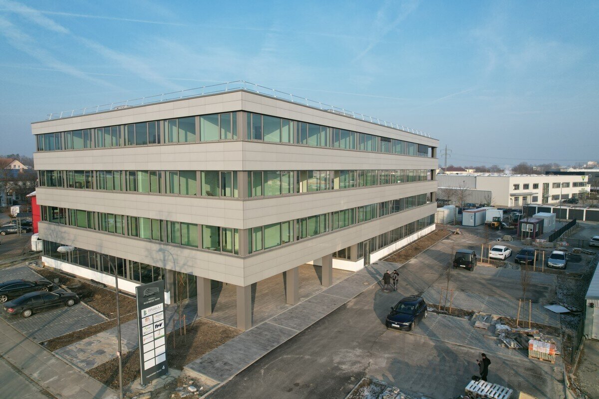 Bürofläche zur Miete provisionsfrei 3.864 € 322 m²<br/>Bürofläche Ingolstädter Straße 4 Industriegebiet Landshut 84030