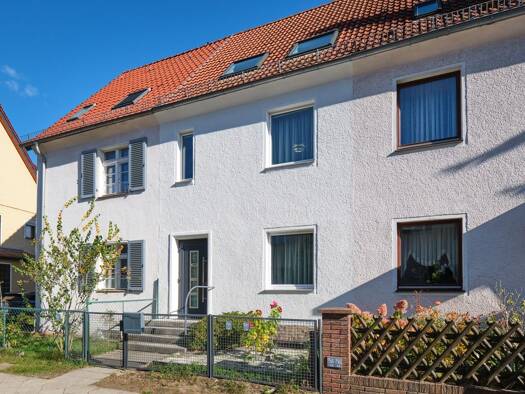 Reihenmittelhaus zum Kauf 460.000 € 4 Zimmer 106 m² 334 m² Grundstück Spandau Berlin 13587