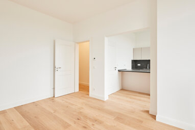 Wohnung zur Miete 1.980 € 5 Zimmer 120 m² 4. Geschoss Linden-Süd Hannover 30449