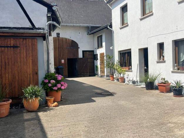 Bauernhaus zum Kauf 409.000 € 4 Zimmer 160 m² 1.162 m² Grundstück Miesenheim Andernach 56626