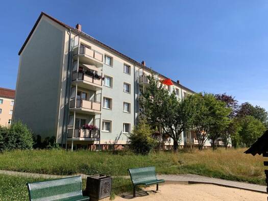 Wohnung zur Miete 350 € 2 Zimmer 52,2 m² 4. Geschoss frei ab sofort Griesheimer Straße 9 Wilkau-Haßlau 08112