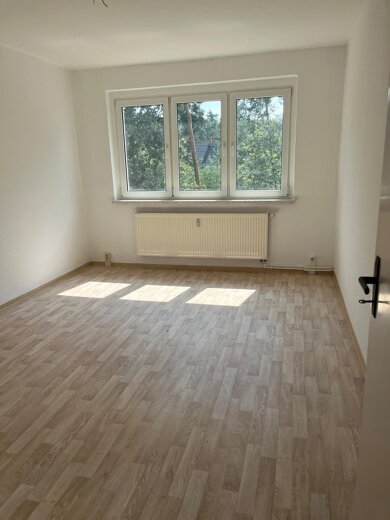 Wohnung zur Miete 299 € 3 Zimmer 63 m² 1. Geschoss frei ab sofort Kurze Straße 3 Uhyst Boxberg/Oberlausitz 02943