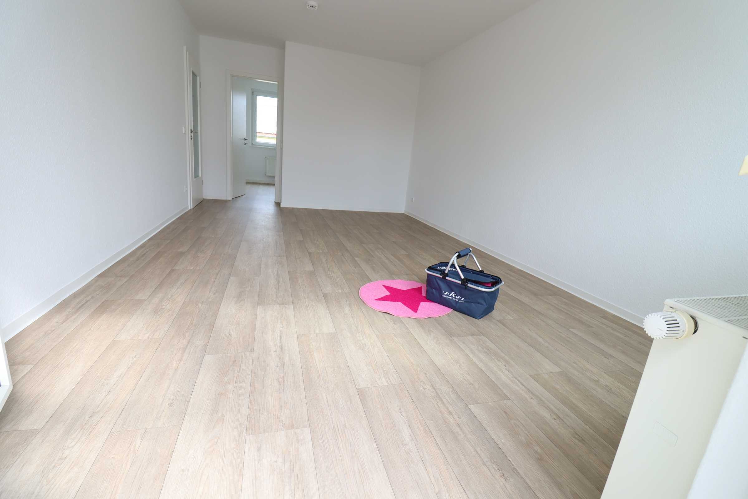 Wohnung zur Miete 270 € 2 Zimmer 49,1 m²<br/>Wohnfläche 3. Stock<br/>Geschoss Keplerstraße 52 Siegmar 852 Chemnitz 09117