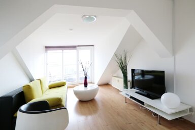 Wohnung zur Miete Wohnen auf Zeit 2.300 € 3 Zimmer 60 m² frei ab 30.04.2025 Gartenstraße Mitte Berlin 10115