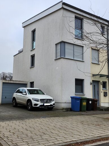 Doppelhaushälfte zur Miete 2.250 € 4 Zimmer 147,6 m² 202 m² Grundstück frei ab sofort Hattersheim Hattersheim 65795