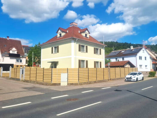 Stadthaus zum Kauf 449.000 € 5,5 Zimmer 168 m² 781 m² Grundstück Neckarzimmern 74865