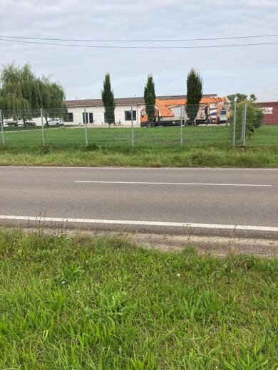 Lagerhalle zum Kauf 179.000 € 411 m² Lagerfläche teilbar ab 3.743 m² Werschen Hohenmölsen OT Werschen 06679