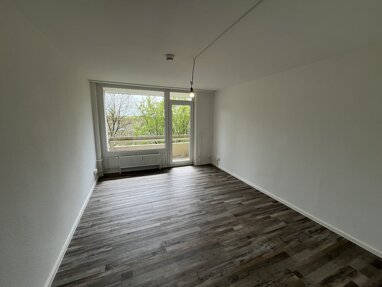 Wohnung zur Miete 579 € 2,5 Zimmer 76,2 m² 7. Geschoss Mönweg 1 Mettenhof Bezirk 2 Kiel 24109