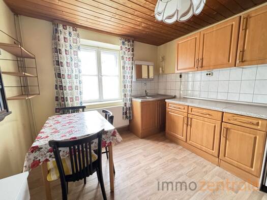 Einfamilienhaus zum Kauf 249.000 € 7 Zimmer 164 m² 628 m² Grundstück Nennslingen 91790