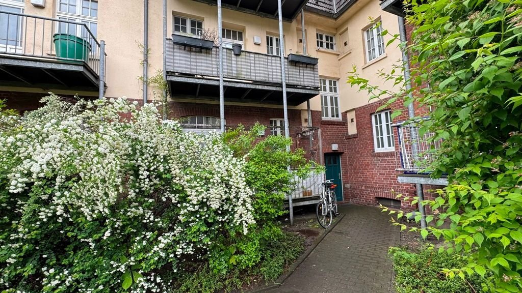 Wohnung zum Kauf provisionsfrei 84.800 € 2,5 Zimmer 56,8 m²<br/>Wohnfläche 2.<br/>Geschoss Am Himgesberg 1 Hüttenheim Duisburg 47259