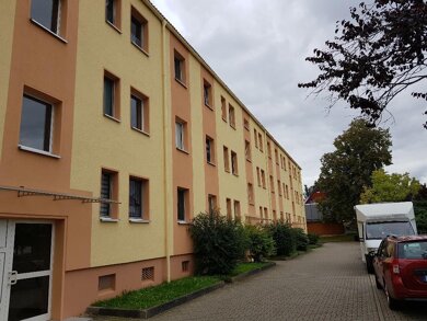 Wohnung zum Kauf 35.000 € 3 Zimmer 57,1 m² frei ab sofort Hauptstraße 29b Leukersdorf Leukersdorf 09387