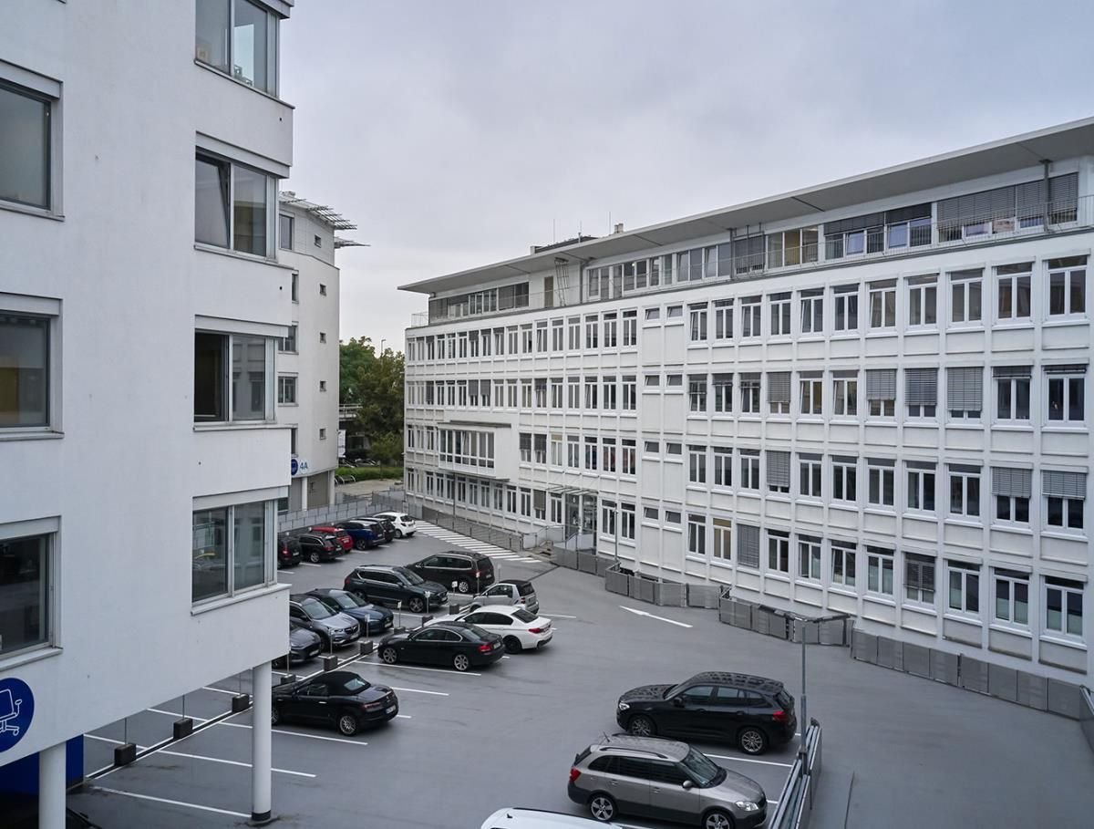 Bürofläche zur Miete 6,50 € 23 m²<br/>Bürofläche ab 23 m²<br/>Teilbarkeit Stresemannallee 4B Hammfeld Neuss 41460