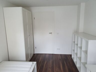 WG-Zimmer zur Miete 350 € 1. Geschoss frei ab 01.02.2025 Wangen Stuttgart 70327