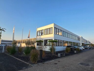 Bürofläche zur Miete provisionsfrei 5,75 € 400 m² Bürofläche teilbar von 100 m² bis 400 m² Welserstr. 2 Süd - Ost Lippstadt 59557