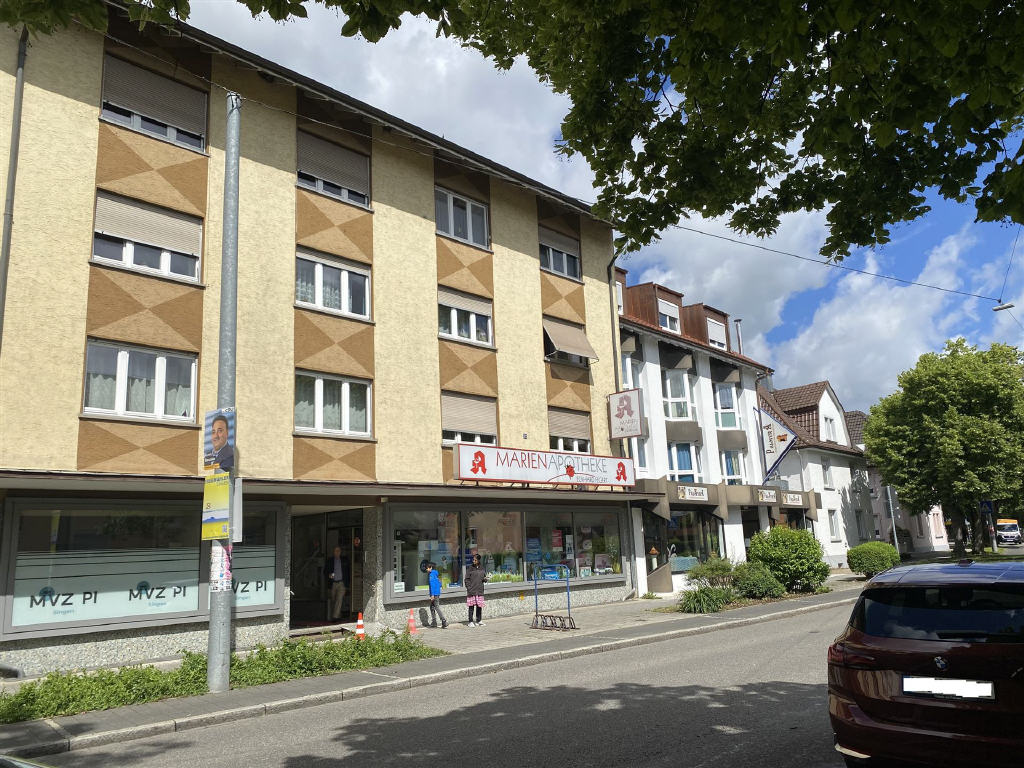Wohn- und Geschäftshaus zum Kauf 1.300.000 € 682 m²<br/>Fläche 448 m²<br/>Grundstück Zeppelin - Realschule 61 Singen 78224