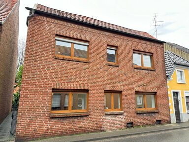 Mehrfamilienhaus zum Kauf provisionsfrei 215.000 € 7 Zimmer 140 m² 415 m² Grundstück Uedem Uedem 47589