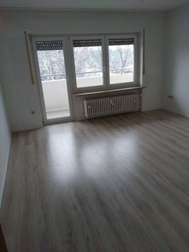 Wohnung zur Miete 450 € 2 Zimmer 54,4 m² 4. Geschoss Tachauer Str. 1 Rehbühl Weiden 92637