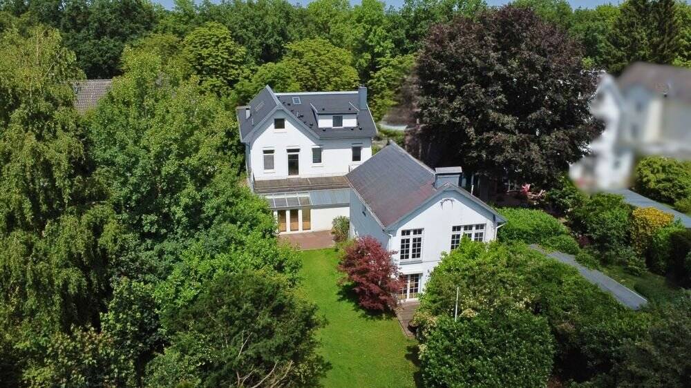 Villa zum Kauf