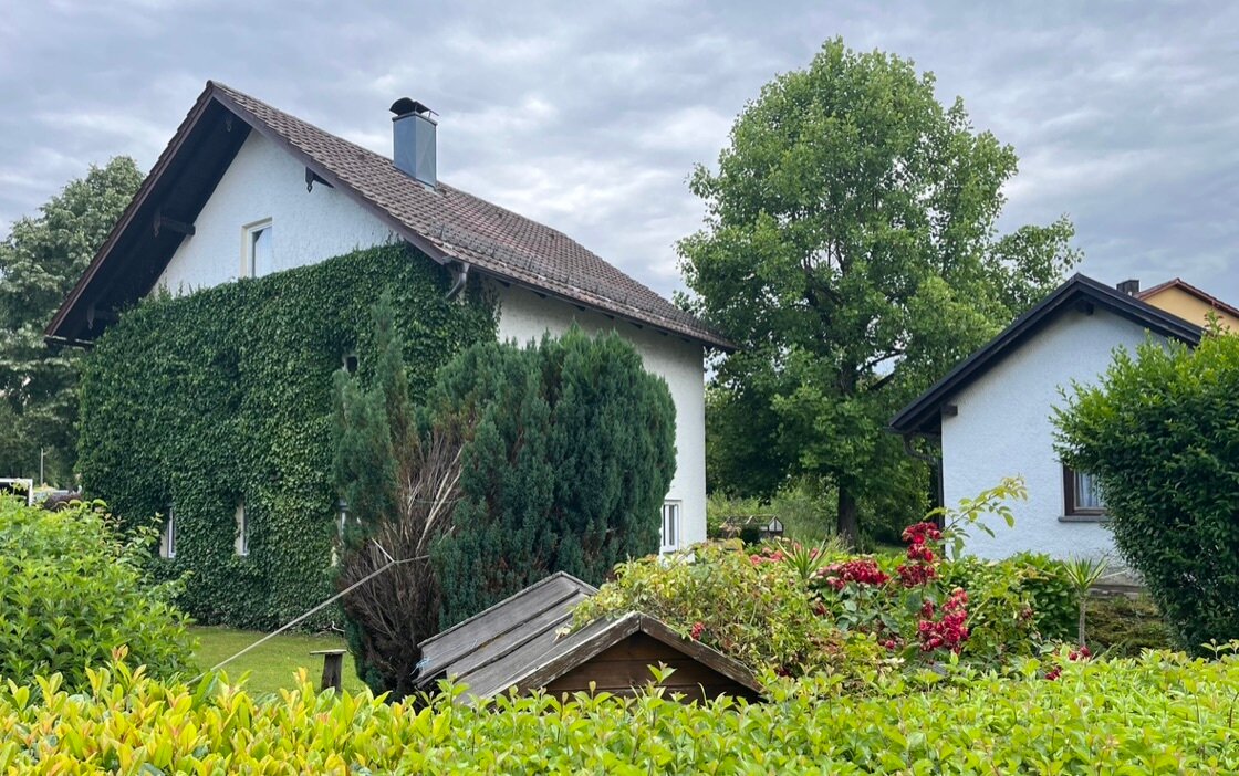 Einfamilienhaus zum Kauf 520.000 € 6 Zimmer 148 m²<br/>Wohnfläche 755 m²<br/>Grundstück Deggendorf Deggendorf 94469